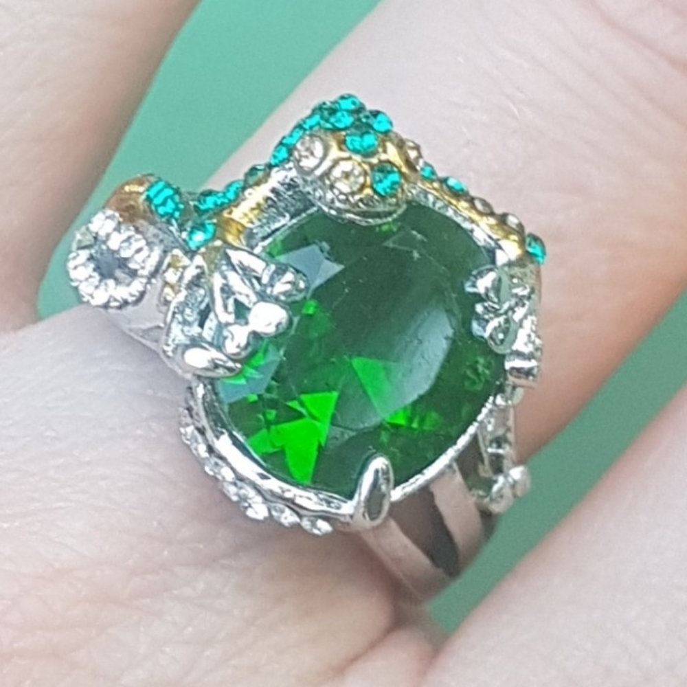 🐸💍 Frog Gem Silver Cocktail Ring